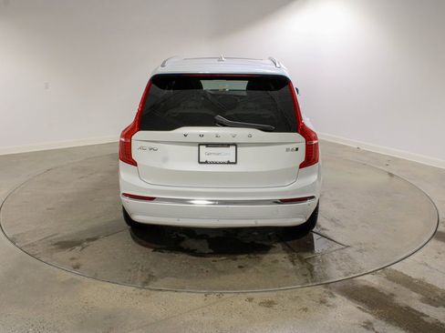 Used 2023 Volvo XC90 B6 Plus w/ Protection Package image 5