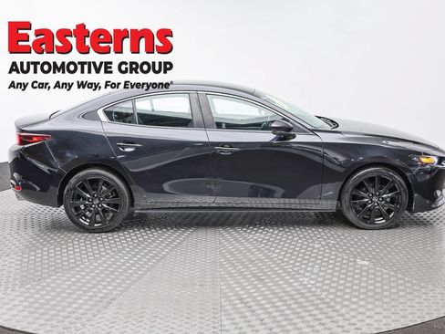 Used 2024 MAZDA MAZDA3 s FWD image 4