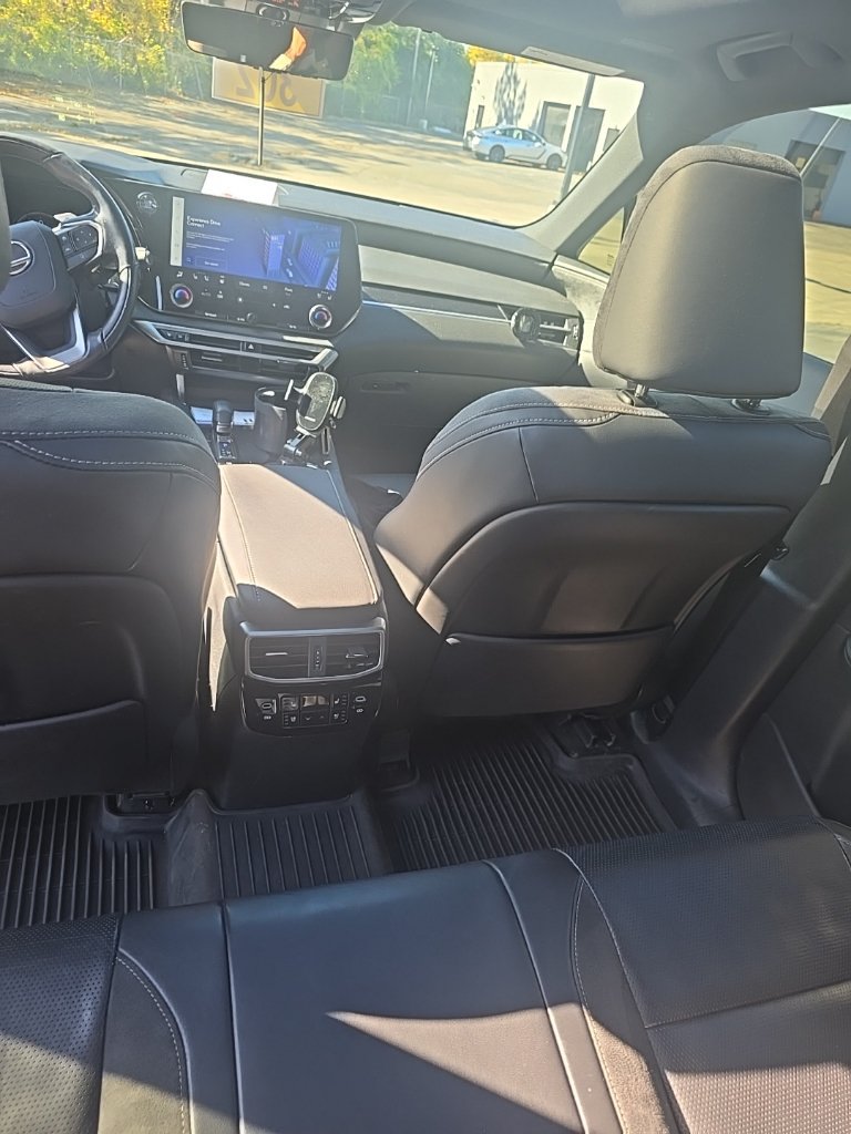 Used 2023 Lexus RX 350 AWD w/ Accessory Package image 9