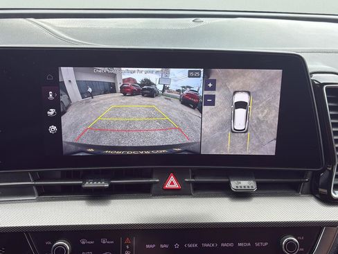 Used 2024 Kia Sportage SX FWD image 29