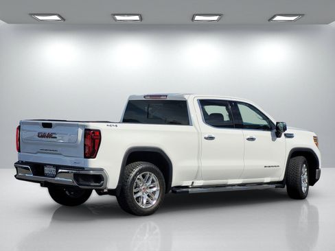 Used 2020 GMC Sierra 1500 SLT w/ SLT Premium Package AWD/4WD image 4