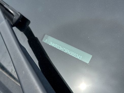 Used 2023 Honda CR-V EX-L image 3