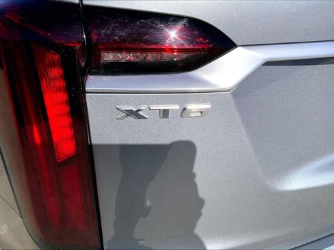 Used 2023 Cadillac XT6 Premium Luxury w/ Technology Package image 29