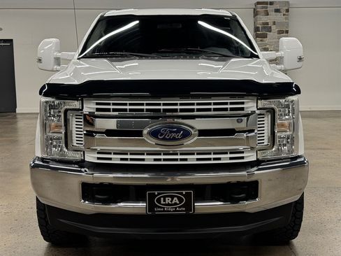 Used 2018 Ford F250 XL w/ Power Equipment Group AWD/4WD image 2