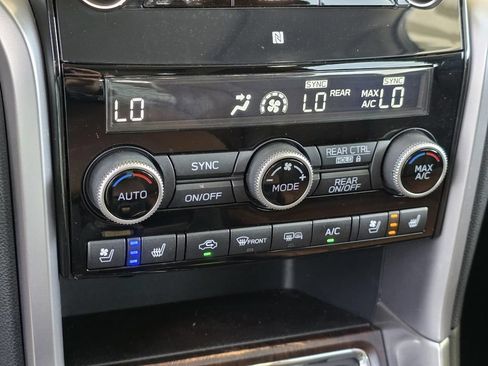 Used 2020 Subaru Ascent Touring w/ Popular Package #3 AWD/4WD image 25