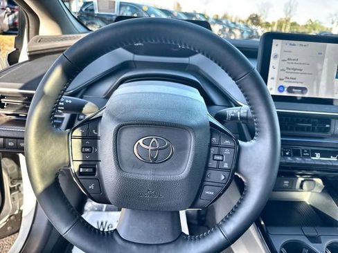 Used 2025 Toyota Prius XLE image 23