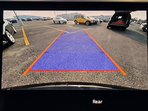 Used 2025 Audi Q3 2.0T Premium w/ Convenience Package image 13