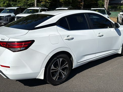 Certified 2020 Nissan Sentra SV FWD image 24
