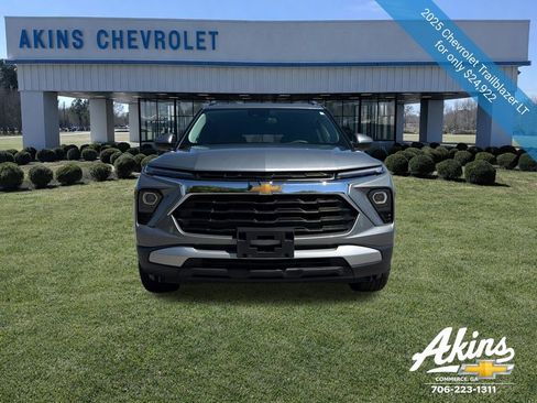 Certified 2025 Chevrolet TrailBlazer LT AWD/4WD image 2