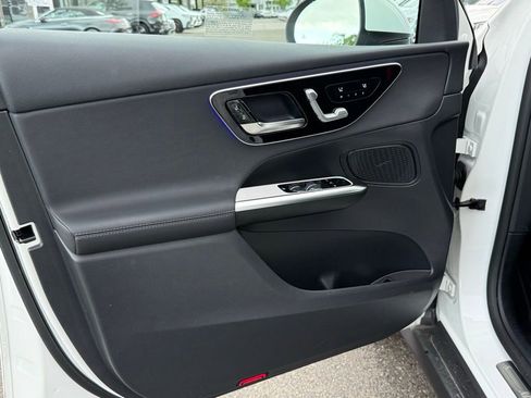 Certified 2026 Mercedes-Benz GLC 300 image 18