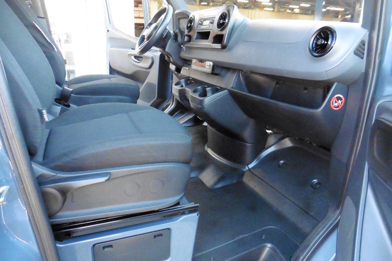 Used 2019 Mercedes-Benz Sprinter 144 image 10