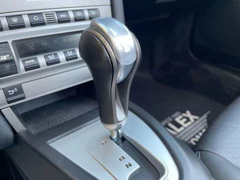 Used 2006 Porsche Boxster Cabriolet 2D image 38