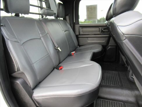 Used 2022 RAM 3500 Tradesman w/ Safety Group image 29