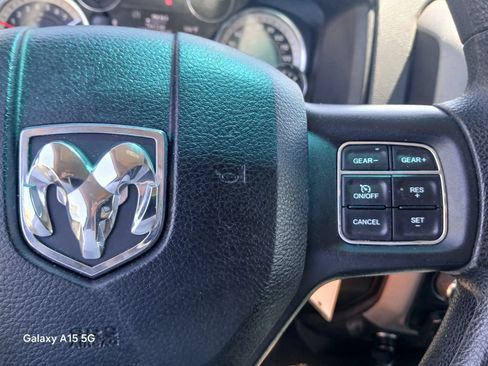 Used 2017 RAM 1500 Express w/ Express Value Package RWD image 28