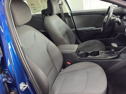 Used 2025 Kia K4 LXS image 22