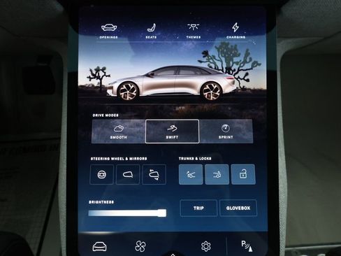 Used 2023 Lucid Air Touring image 15