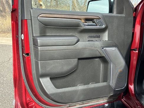 Used 2024 Chevrolet Silverado 1500 High Country w/ High Country Premium Package image 21