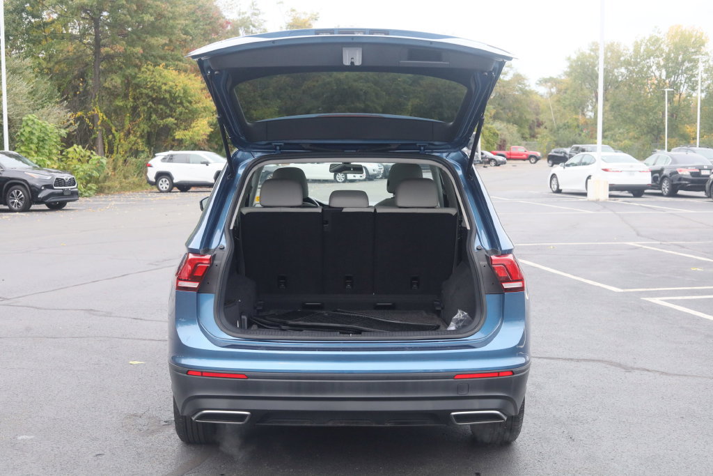 Used 2019 Volkswagen Tiguan SE w/ Panoramic Sunroof Package AWD/4WD image 18