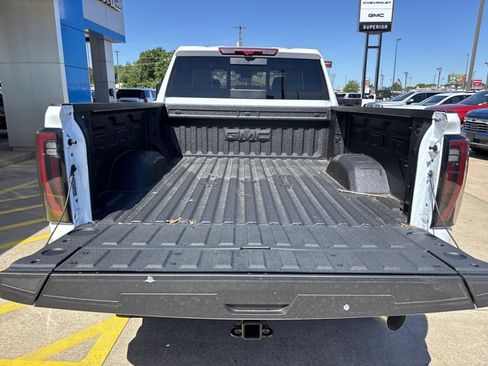 New 2026 GMC Sierra 2500 AT4X w/ LPO, Black Badging Package AWD/4WD image 6