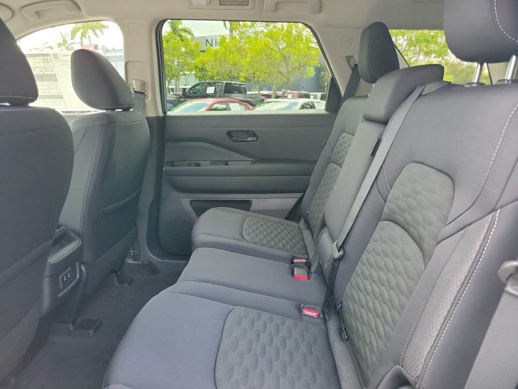 New 2026 Nissan Pathfinder SV FWD image 15