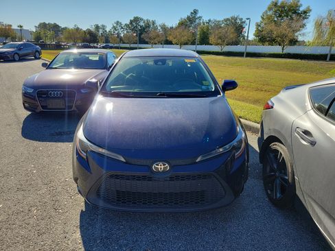 Used 2020 Toyota Corolla LE image 26