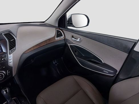 Used 2019 Hyundai Santa Fe XL SE w/ SE Premium Package 02 AWD/4WD image 24