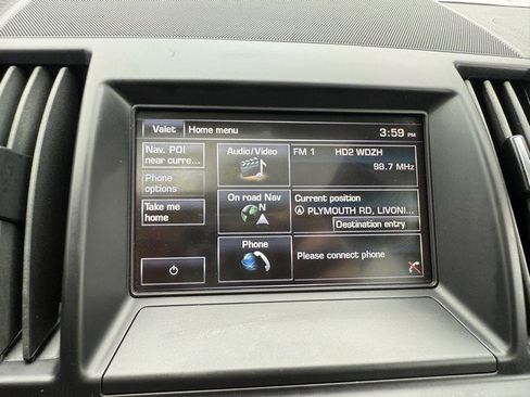 Used 2015 Land Rover LR2 AWD/4WD image 33