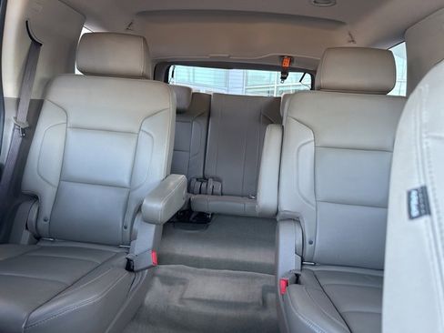 Used 2018 Chevrolet Tahoe LT image 14