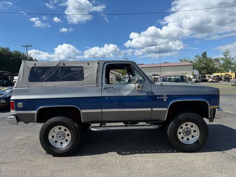 Used 1988 Chevrolet Blazer 4WD image 28