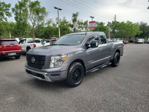 Used 2021 Nissan Titan SV w/ Accessory Utility Package RWD image 4