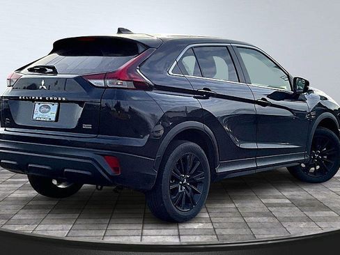 Used 2024 Mitsubishi Eclipse Cross LE AWD/4WD image 2