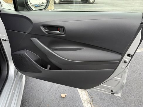 Certified 2025 Toyota Corolla LE image 37