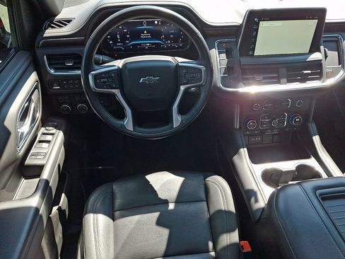 Used 2022 Chevrolet Tahoe Z71 w/ Off-Road Capability Package AWD/4WD image 12