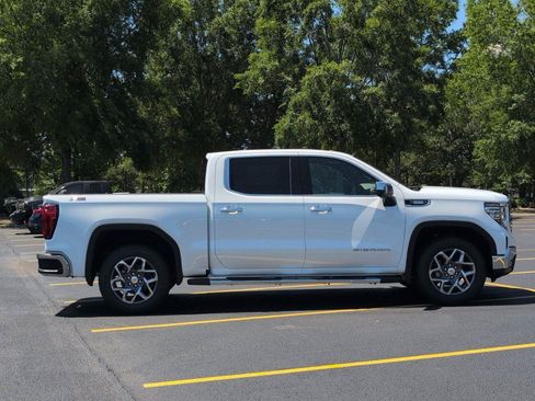 New 2026 GMC Sierra 1500 SLT w/ SLT Premium Plus Package AWD/4WD image 8