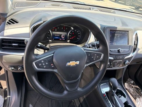 Used 2023 Chevrolet Equinox LT w/ LPO, Floor Liner Package FWD image 16