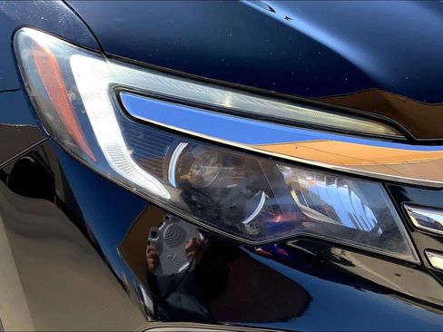 Used 2017 Honda Pilot Elite image 27