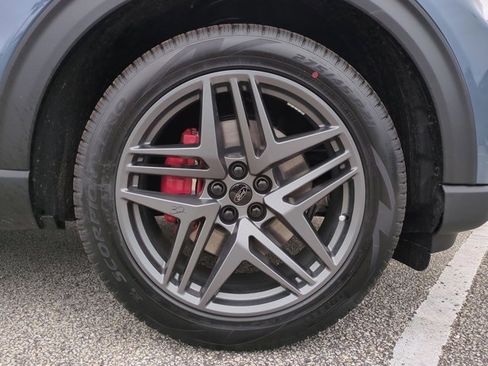 New 2026 Ford Explorer ST-Line w/ ST-Line Street Pack image 11