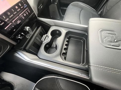 New 2026 RAM 3500 Laramie AWD/4WD image 29