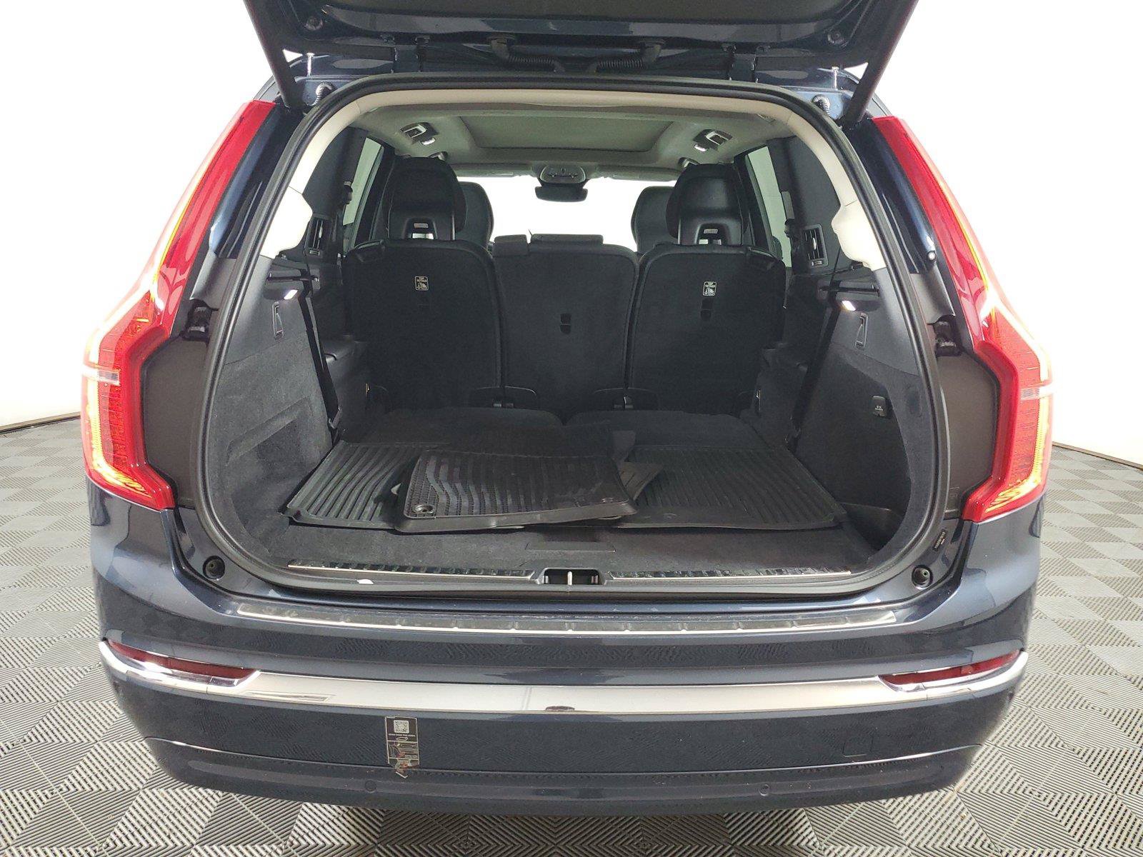 Certified 2023 Volvo XC90 B6 Plus w/ Protection Package Premier AWD/4WD image 10