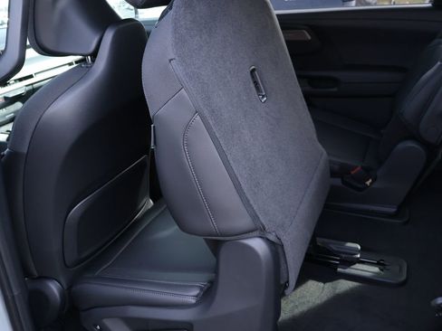 New 2027 Kia Telluride S image 21