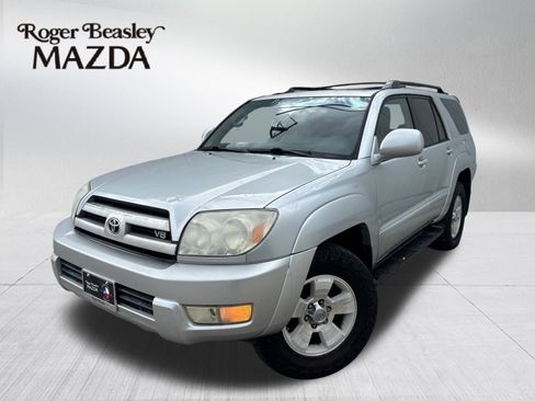 Used 2005 Toyota 4Runner Limited image 1