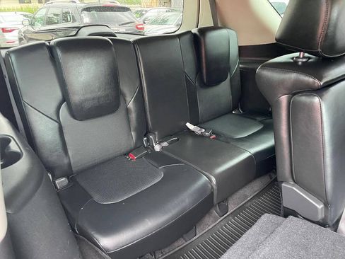 Used 2017 INFINITI QX80 4WD w/ Driver Assistance Package image 14