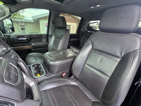 Used 2020 GMC Sierra 2500 Denali w/ Denali Ultimate Package AWD/4WD image 20