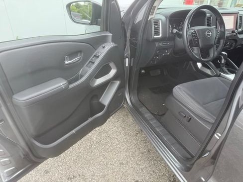 Certified 2023 Nissan Frontier SV w/ SV Convenience Package AWD/4WD image 15
