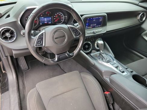 Used 2023 Chevrolet Camaro LT image 4