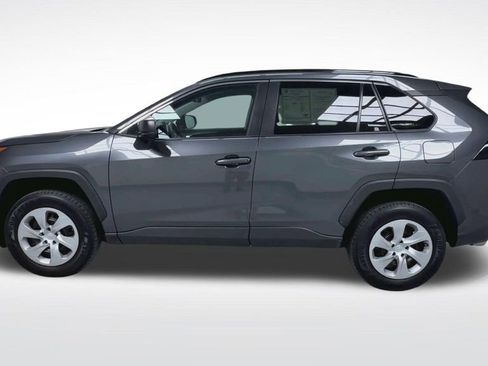Used 2019 Toyota RAV4 LE AWD/4WD image 5