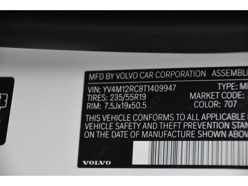 Certified 2026 Volvo XC60 B5 Plus w/ Protection Package Premier AWD/4WD image 27