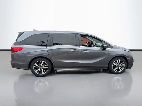 Used 2022 Honda Odyssey Touring image 4
