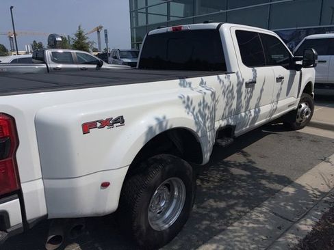 Certified 2024 Ford F350 Platinum w/ FX4 Off-Road Package AWD/4WD image 2