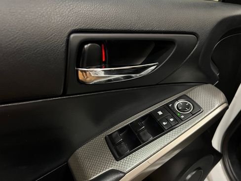 Used 2014 Lexus IS 350 w/ F Sport Package RWD image 30